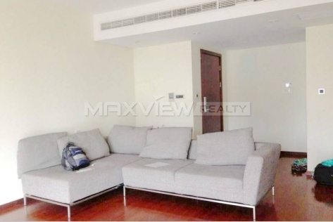 Rent a staggering floors apartment in Yanlord Town